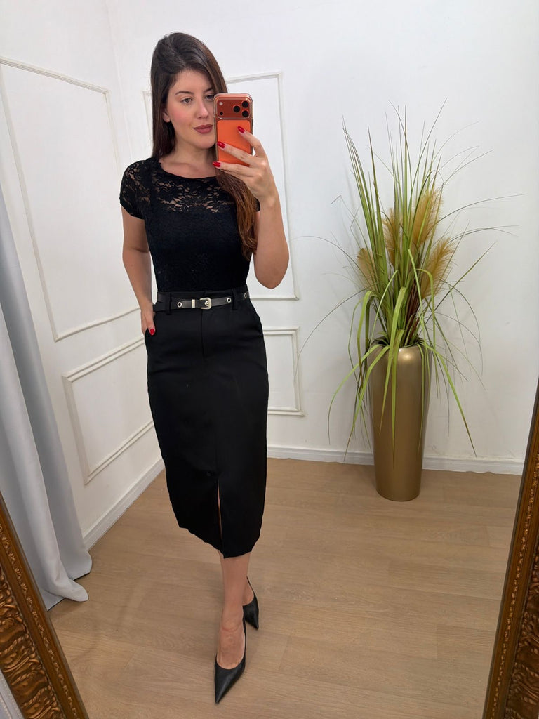 Saia mídi alfaiataria