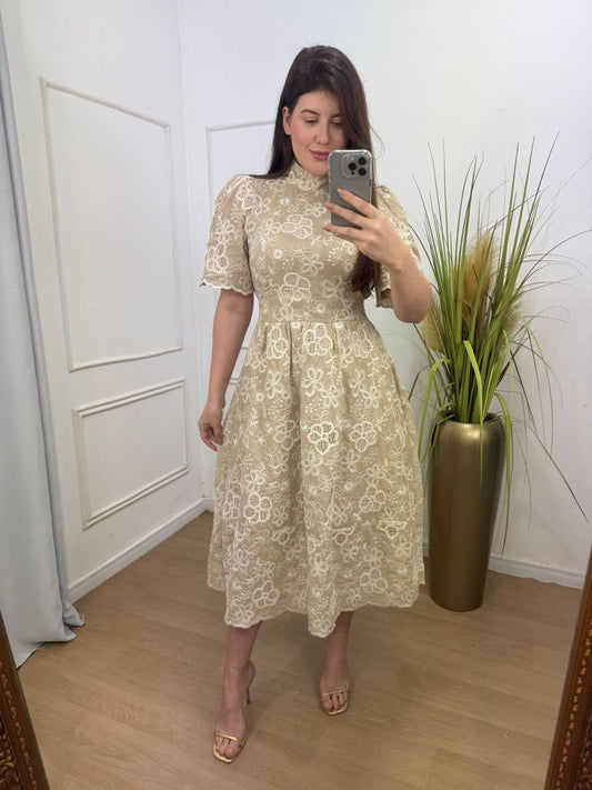 Vestido Realeza